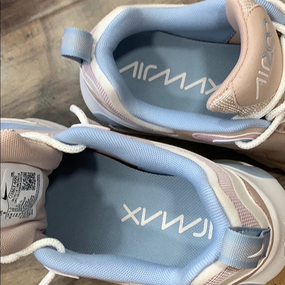 NIKE W AIR MAX 200 running shoes - Picture 3 of 16